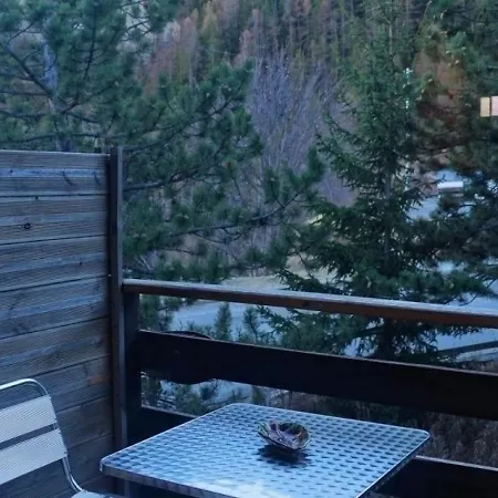 Au 1er Etage D'un Chalet * Pra Loup